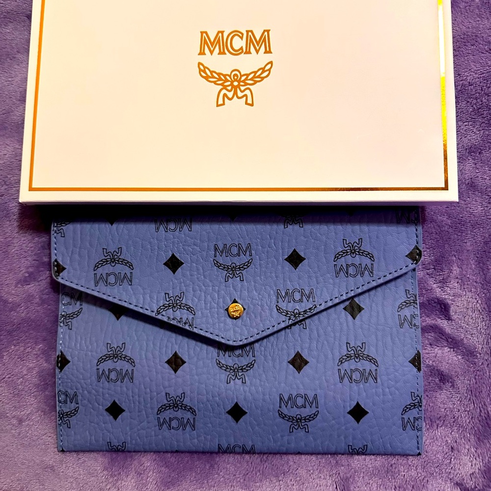 MCM Parfum Collection Pink Clutch NIB